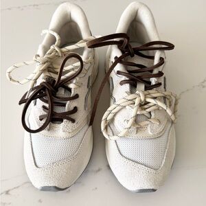 New Balance 997R with the Miu Miu laces 🤎